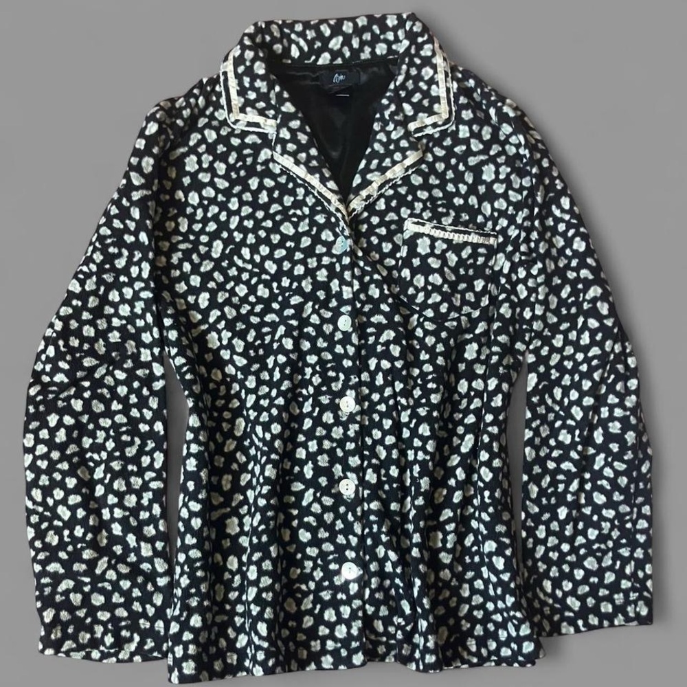 Aria Monochrome Pajama Set - Picture 3 of 8
